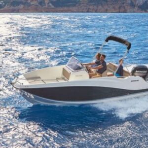 Lancha en Isla Canela